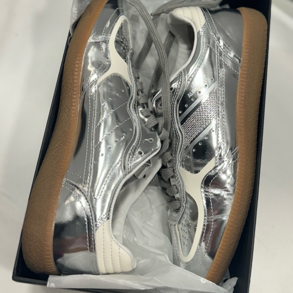 TB.490 RIFE METALLIC LEATHER SNEAKERS SIZE 39